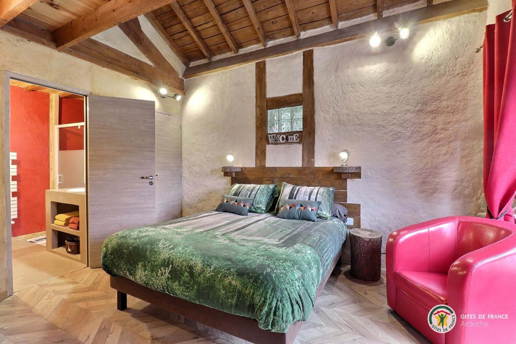 Le Cocon Du Vivarais Rochepaule Habitación foto